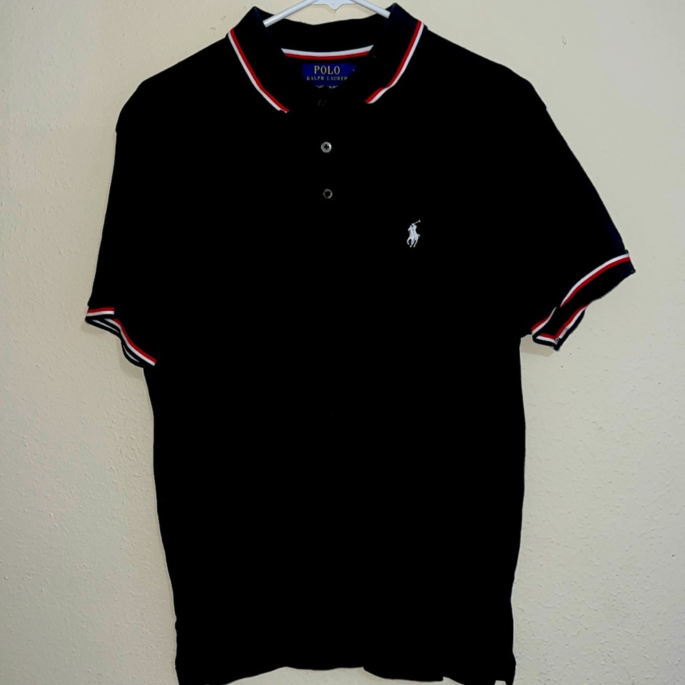 Black us polo